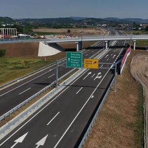 Putevi Srbije izdali dva važna apela za sve vozače u Srbiji