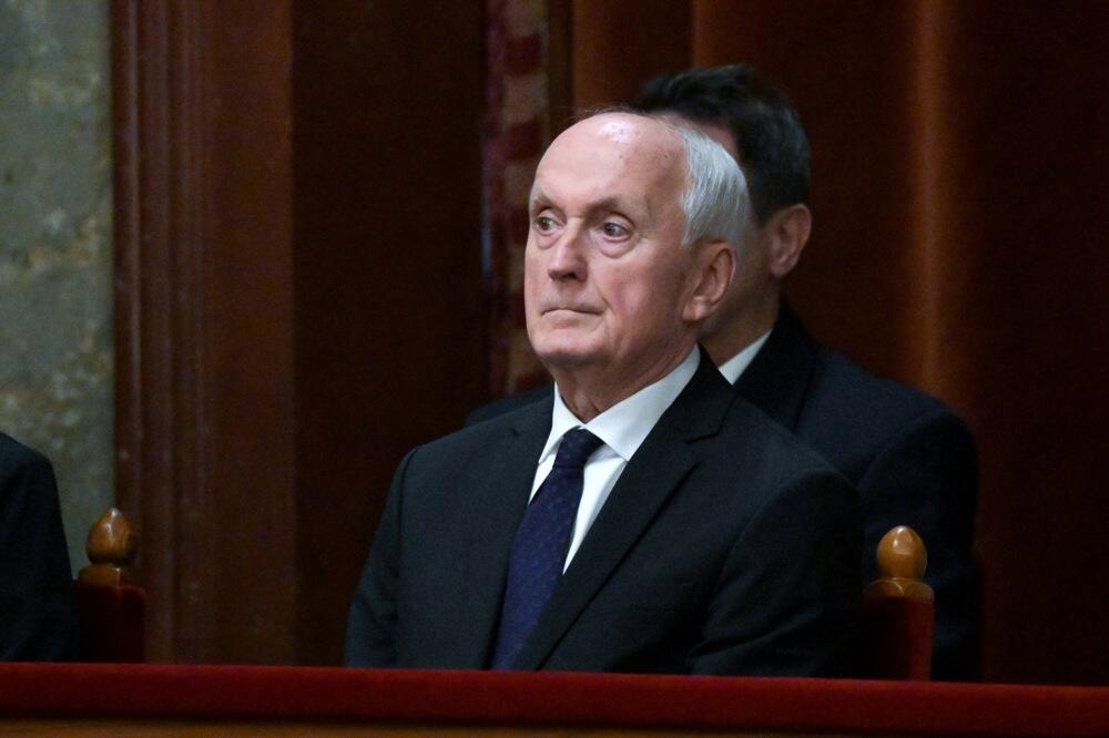 Izabran novi predsednik Mađarske! Čovek kojeg je Orban smenio se vraća na velika vrata - evo ko je Andraš Baka!