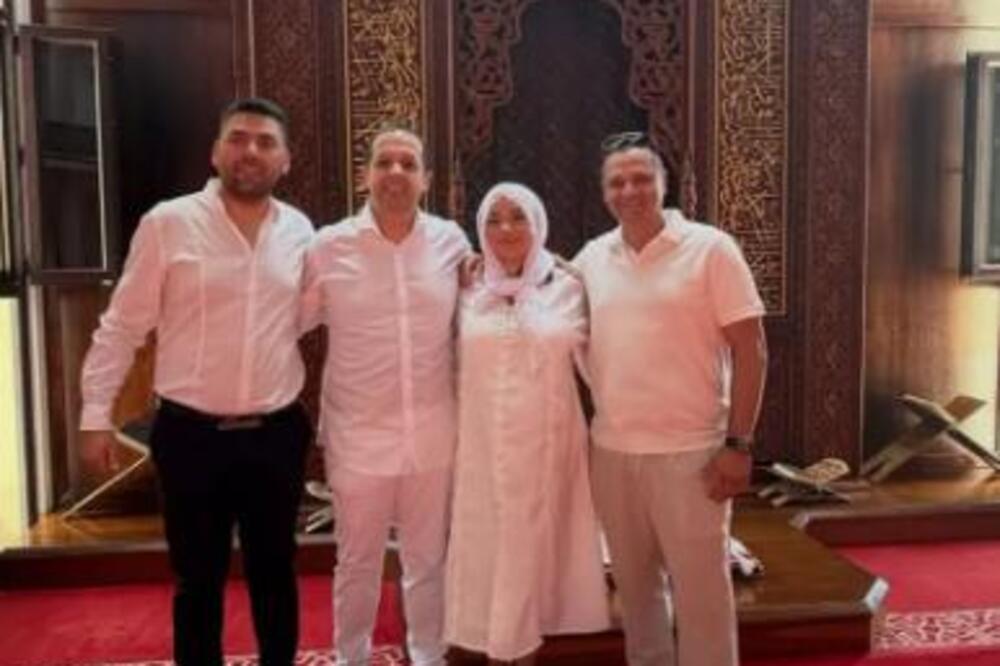 "NAČUO SAM KAKVE OBAVEZE IMA MUŠKARAC, A KAKVE ŽENA": Oglasio se pevač zbog kog je Tamara PREŠLA U ISLAM!