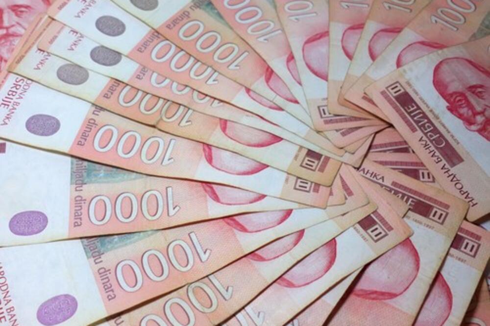 Ovoj grupi građana danas stiže 10.000 dinara: Proverite da li su vam legle pare