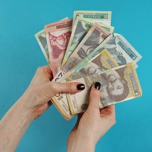 Koliko tačno novca treba imati &bdquo;sa strane&ldquo; i gde ga čuvati? Stručnjaci dali odgovor