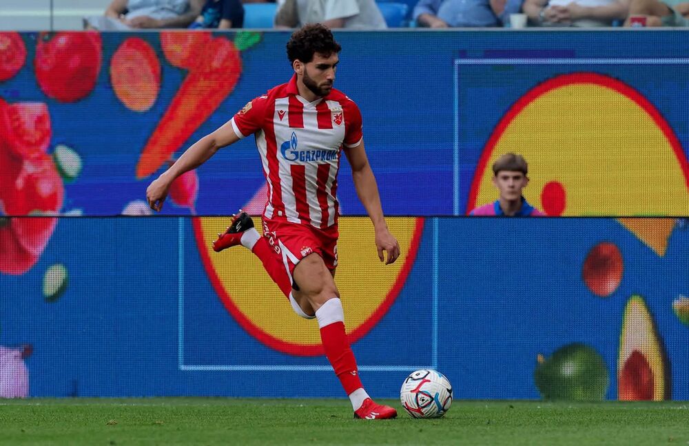 Nair Tiknizjan na prijateljskoj utakmici Zenita i Crvene zvezde u leto 2026. godine