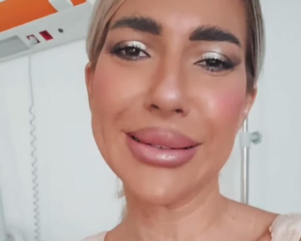 "PASOŠ ZA MOJE DUDE"! Jovana šokirala naciju, ima poseban dokument za silikone, pa ako pišti na aerodromu, mora..
