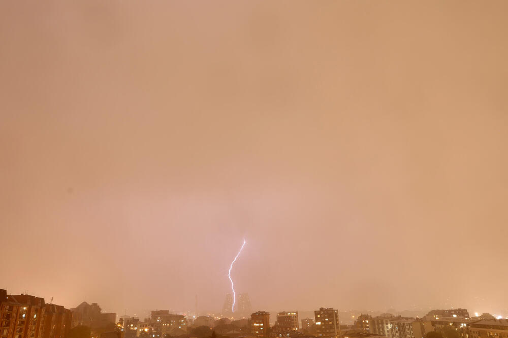 Danas 36 stepeni, pa nevreme i osveženje, a onda temperatura ide i preko 40 stepeni! Prognoza u Srbiji budi jezu