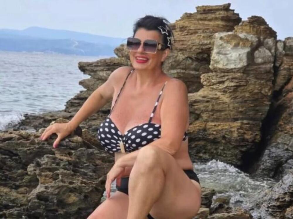 U JUGI NISU ZNALI ZA SEBE KAD SE ONA POJAVI A NI SAD NIJE BOLJE: U 7. deceniji izgleda kao BOMBA, prava provokacija
