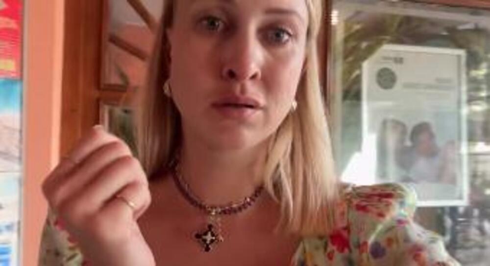 Ruskinju Janu je rasplakala prva mušterija iz Srbije jer ne zna naš jezik: Sada se ponovo oglasila, pravda se