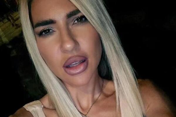 JOVANA JEREMIĆ PROŠETALA NOVE GRUDI, PA DOBILA ŠOK PONUDU! Voditeljki prišao vlasnik radnje, pa počeo DA JOJ...