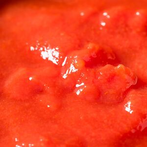Najlakši recept za mleveni paradajz za zimnicu: Ne kuva se, a može da stoji čak 2 godine!