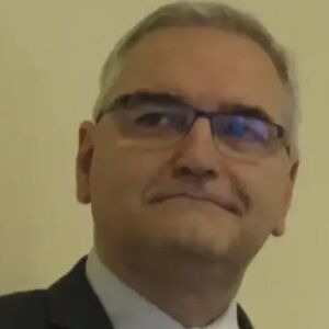 "OH, TREBA LI DA PIŠKIŠ?" Izopačeni službenik DROGIRAO PREKO 200 ŽENA tokom razgovora za posao, MOTIV JE BIZARAN