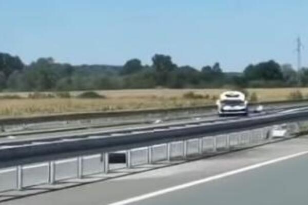 Kamion pokosio čoveka na auto-putu: Od siline udarca završio u drugoj traci, detalji nesreće na Milošu Velikom
