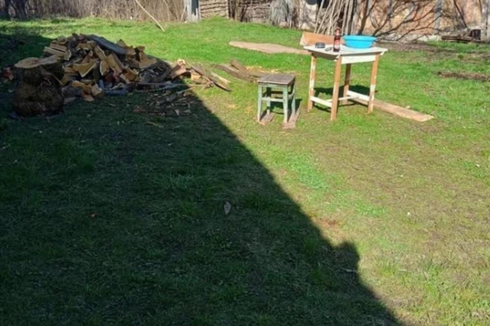 Kuća, voćnjak i plodna njiva za manje od 20.000 evra: Vlasnik u Srbiji prodaje ogromno imanje u celini! (FOTO)
