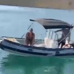"DOĐI OVAMO, MAJMUNE!" Snimak iz Hrvatske šokirao region! Žena psovala Boga i urlala na ljude sve zbog... (VIDEO)