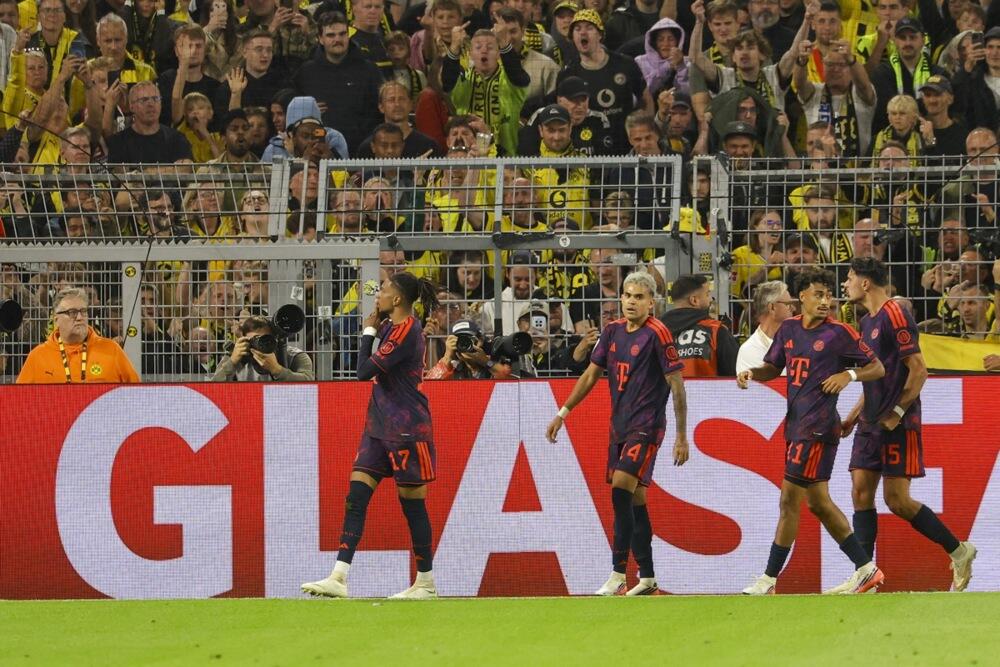 Bajern Minhen nokautirao Borusiju Dortmund u njenom domu i odbranio trofej Superkupa Nemačke (Foto)