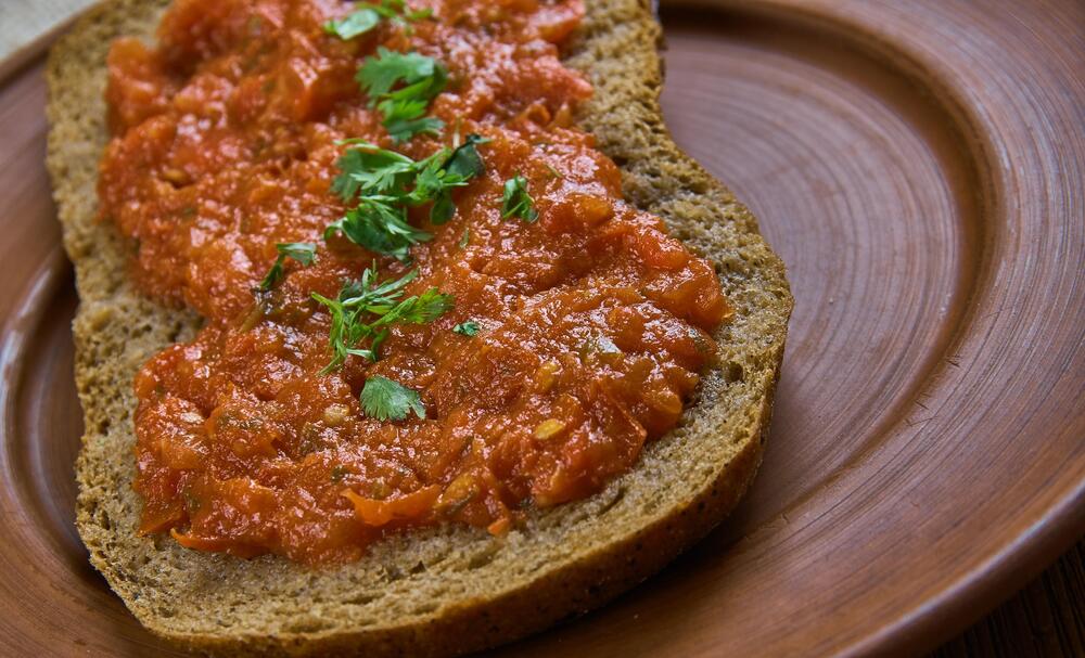 Recept za sataraš koji je gust, sladak i bez kapi vode! Savršen obrok, povrće se topi u ustima