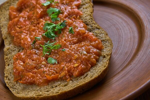 Recept za sataraš koji je gust, sladak i bez kapi vode! Savršen obrok, povrće se topi u ustima