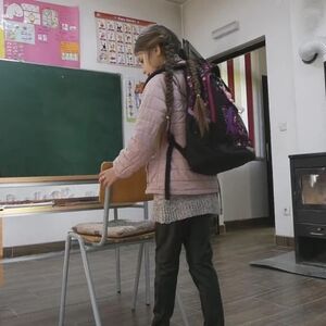 OVA ŠKOLA U SRBIJI UPISALA 2 ĐAKA, DRUGA SAMO JEDNOG! Opština daje 20.000 dinara kao pomoć, velika TUGA i ŠTETA