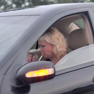 ZORICA DANJU RADI U VELIKOM MARKETU U BEOGRADU, A NOĆU SE PROSTITUIŠE: Muž joj je saznao, a reakcija mu je JEZIVA!