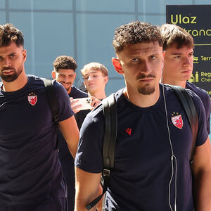 Zvezda otputovala u Plzenj: Jedan čeka transfer, drugi nisu licencirani za Evropu