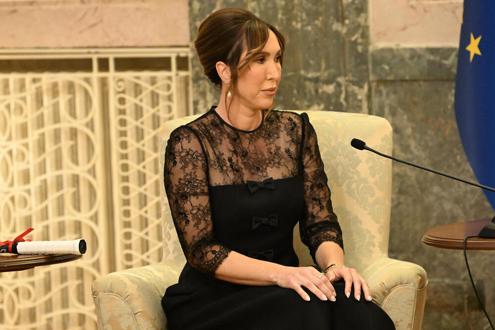 MAJKO SVETA, OVAKO NEŠTO NI NA FILMU NISMO VIDELI: Evo šta poseduje Jelena Janković, od luksuzne vile staje pamet