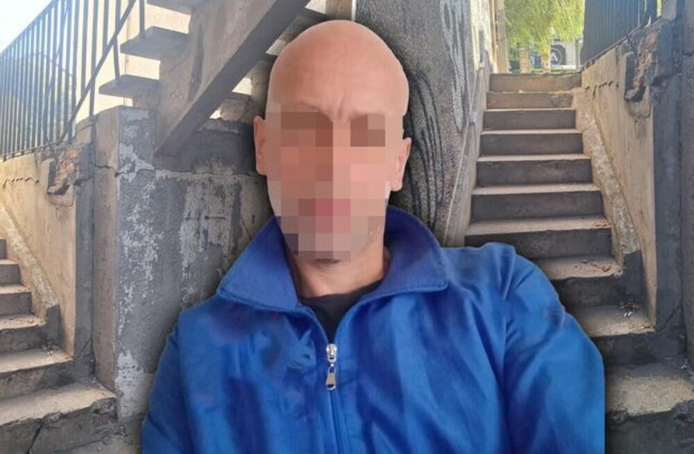 "OD JUČE SMO SVI VAN SEBE" Stanari zgrade na Banovom brdu progovorili, zatekli komšinicu u jezivom stanju! (FOTO)