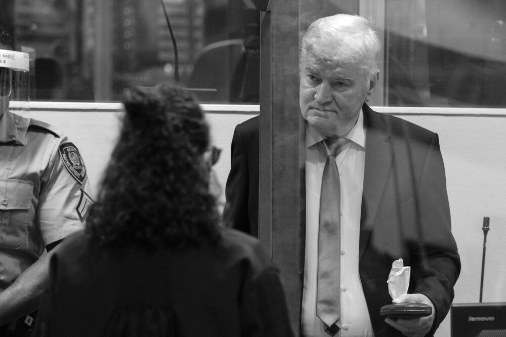 "Oštro me pogledao i rekao ovo": Evo šta je supruga Ratka Mladića izgovorila pred sudom u Hagu