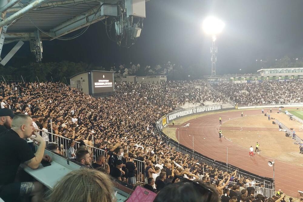 Čitava Humska proslavila četvrti gol Viktorije Plzenj i slom Crvene zvezde! (Video)