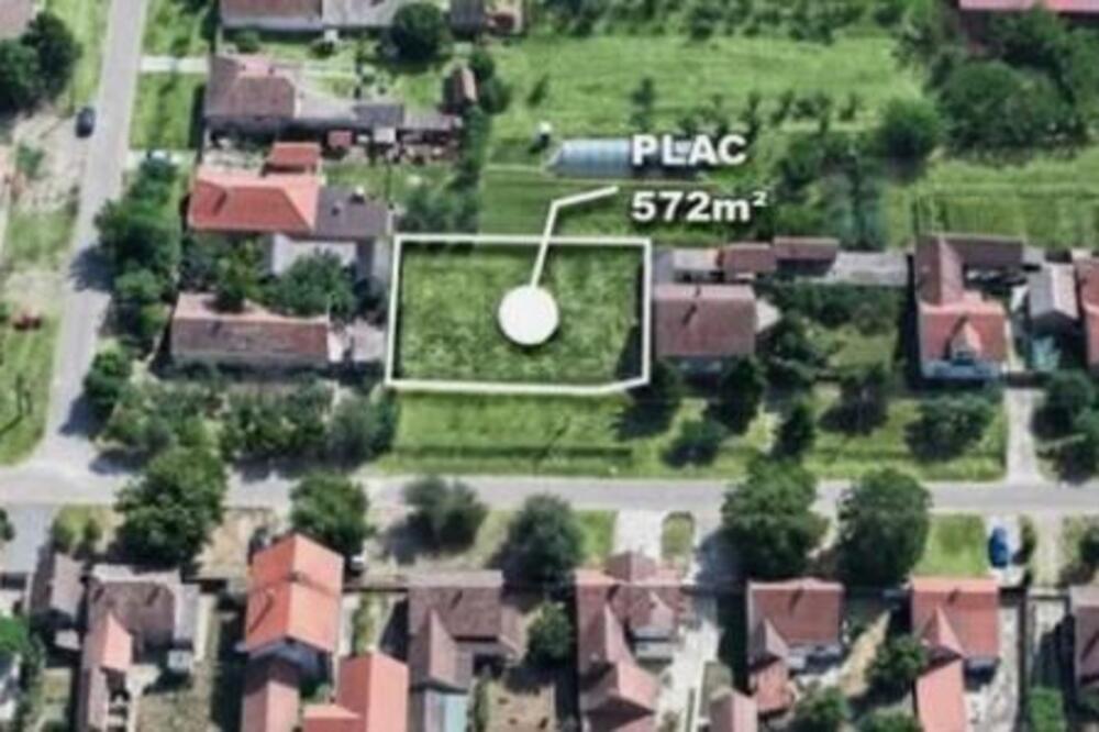 Prodaje se građevinski plac od 572 kvadrata za 18.000 evra: Svi priključci dostupni, lokacija idealna (FOTO)
