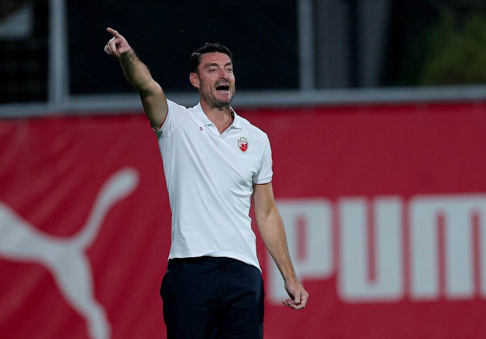 Albert Rijera na utakmici Zemuna i Crvene zvezde u sezoni 2026/27