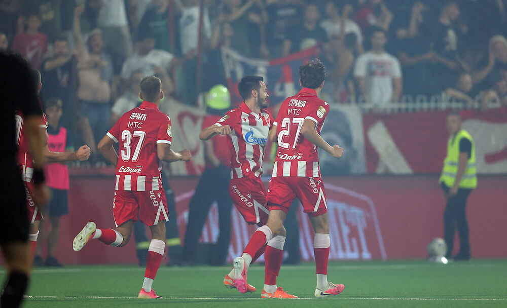 Radost fudbalera Crvene zvezde protiv Zemuna u sezoni 2026/27 Superlige Srbije