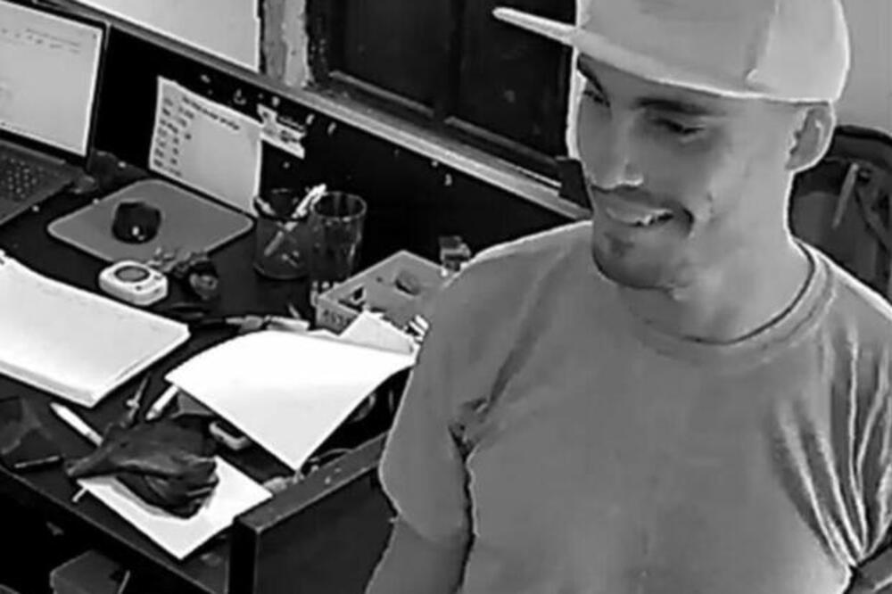 OVO SU ŽRTVE TROSTRUKOG UBISTVA U DANILOVGRADU! Policija traga za ubicom sa strelišta, zemlja na nogama (FOTO)