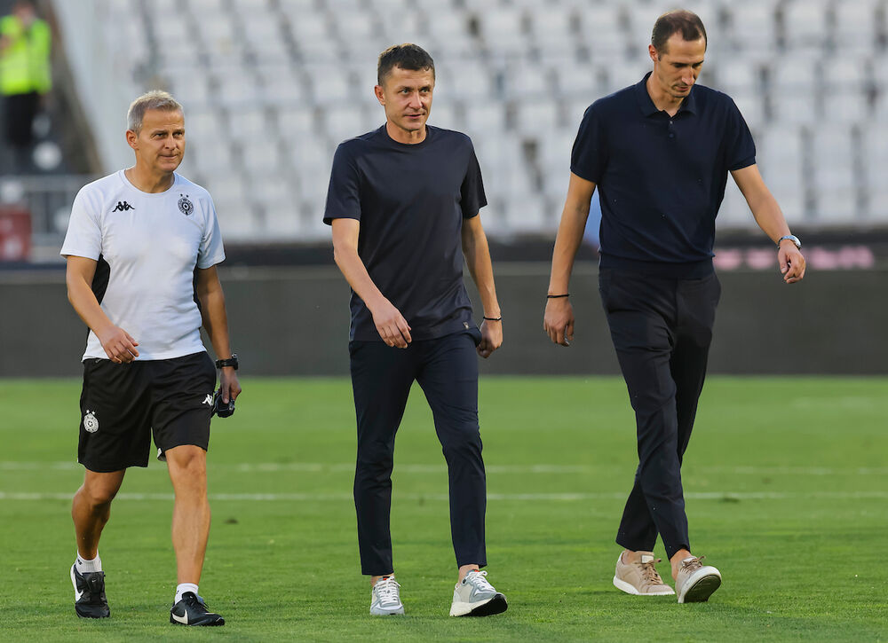 Ljubiša Ranković, Saša Ilić i Radosav Petrović na utakmici Partizana i OFK Beograda u sezoni 2026/27 Superlige Srbije