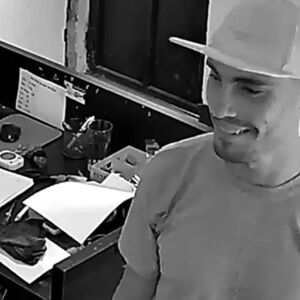 "SMEJAO SE, BIO RASPOLOŽEN, A ONDA JE POČEO DA REŠETA KAO LUD": Rus se UBIO, a pre toga je masakrirao po Crnoj Gori