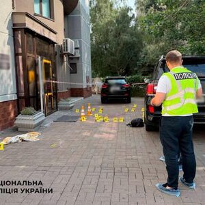 ČUVENI LEKAR IZREŠETAN ISPRED KLINIKE! Napadač ispalio više od 20 hitaca u doktora Igora