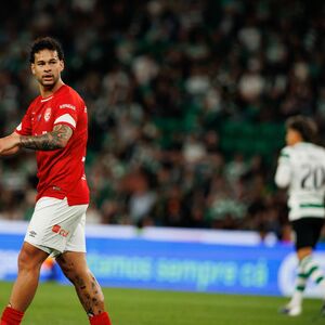 Partizan zvanično predstavio Sidnija Limu! Brazilac odmah poslao moćnu poruku pred večiti derbi (Foto)