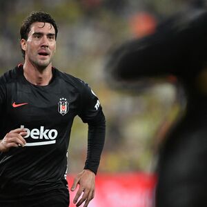 Vlahović srušio Fener, Bešiktaš slavio posle preokreta!