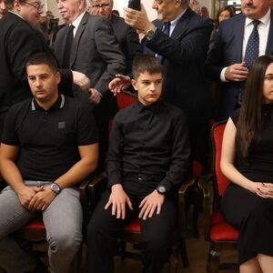 Ko je unuka Ratka Mladića? Anastasija svoj život drži podalje od očiju javnosti, obrazovana je i govori 3 jezika