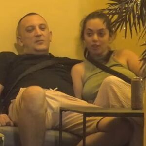 PREKINUO EMISIJU NAKON ŠTO JE SAZNAO ŠTA MU MAJKA MISLI O DEVOJCI! Šok reakcija Stojinog sina - poručio joj OVO