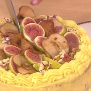 Kremasta, prirodno slatka, svako može da je napravi i da izgleda vrhunski: Torta za jesenje dane, nežna i lepa!