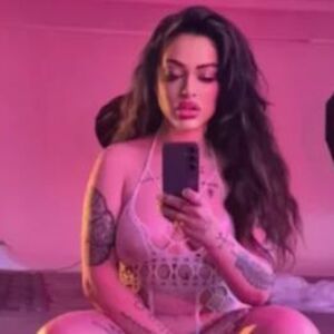 POZNATA BEOGRAĐANKA PRODAJE INTIMU PO PROMO CENI, A NEKAD JE IZGLEDALA DRUGAČIJE: Isplivali "rani radovi" (FOTO)