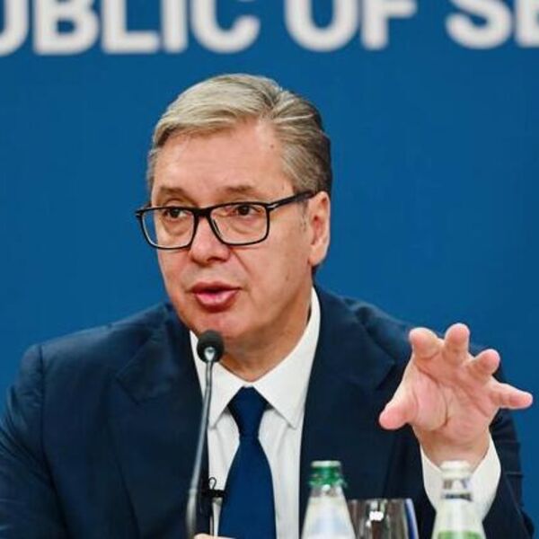 Vučić potvrdio, sada je i zvanično: Poznato za koliko rastu penzije u Srbiji