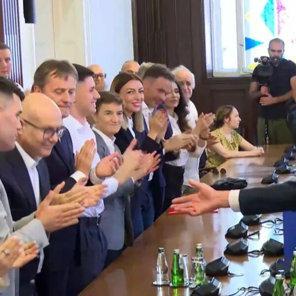 RIK proglasio listu "Aleksandar Vučić - Ujedinjena Srbija" pod rednim brojem jedan