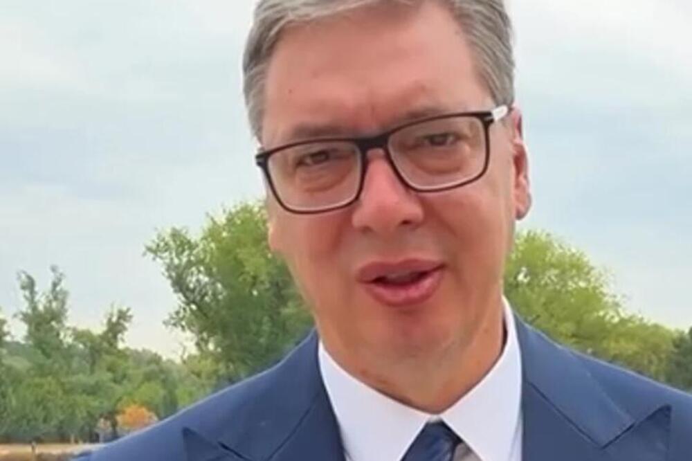 Vučić se upravo obratio penzionerima: Pomenuo je novac koji dobijaju (VIDEO)