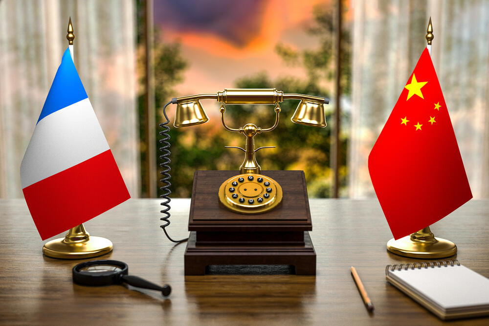 Šefovi diplomatija Kine i Francuske razgovarali telefonom o bilateralnim odnosima i međunarodnim pitanjima