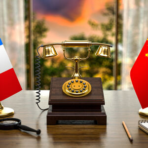 Šefovi diplomatija Kine i Francuske razgovarali telefonom o bilateralnim odnosima i međunarodnim pitanjima