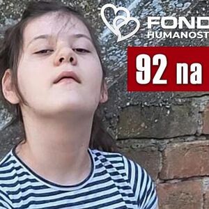 Anđela je rođena kao zdrava beba, a onda su krenule komplikacije: Ovoj veseloj devojčici je potrebna naša pomoć