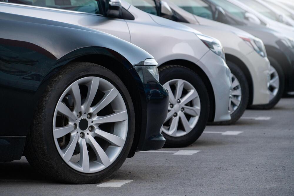 Polovni automobili do 1000 evra: Ovo su najbolji modeli na domaćim oglasima!