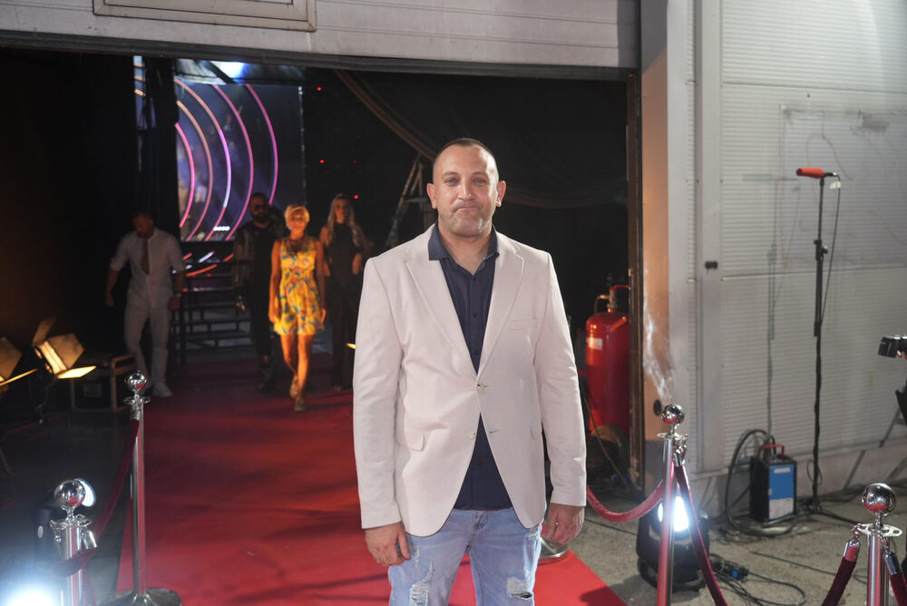 ŠOK OBAVEŠTENJE: Stojin sin zanemeo zbog pisma koje je stiglo! Veliki šef doneo odluku koja mu menja život