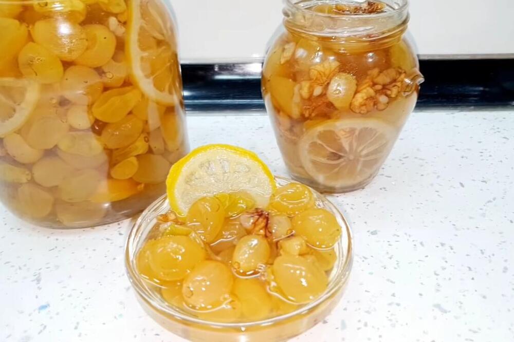 Ovako su naše bake pravile slatko od belog grožđa: Potrebna su samo 4 sastojka, a ukus vraća u detinjstvo