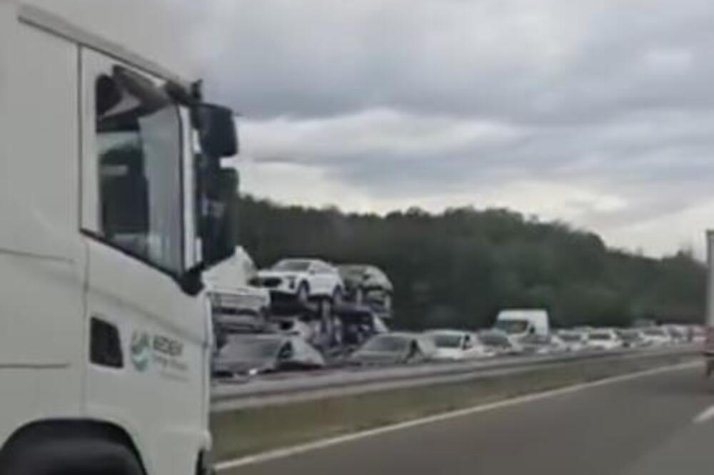 IMA MRTVIH! Teška nesreća na "krivini smrti" kod Kolara, saobraćaj obustavljen (VIDEO)