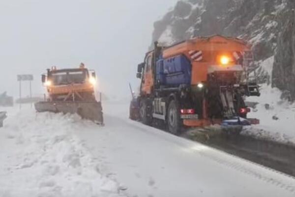 Zabelelo se u srpskom komšiluku! Nestvarni prizori sa čuvene rute, putne služve vode borbu sa nanosima (VIDEO)